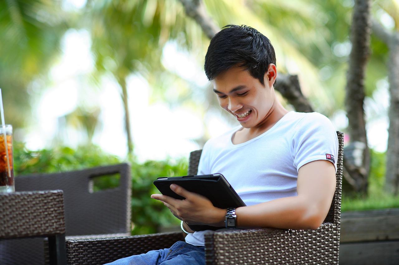 Serving On Social Media: Finding The Right People!