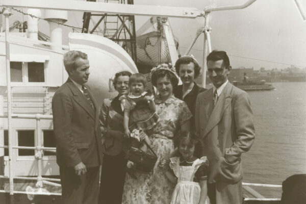 Missionaries departing ship